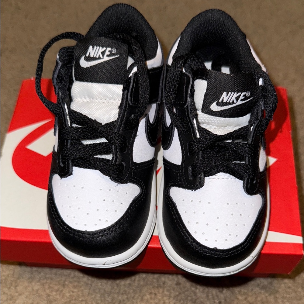 Nike Kids Black and White Sneakers